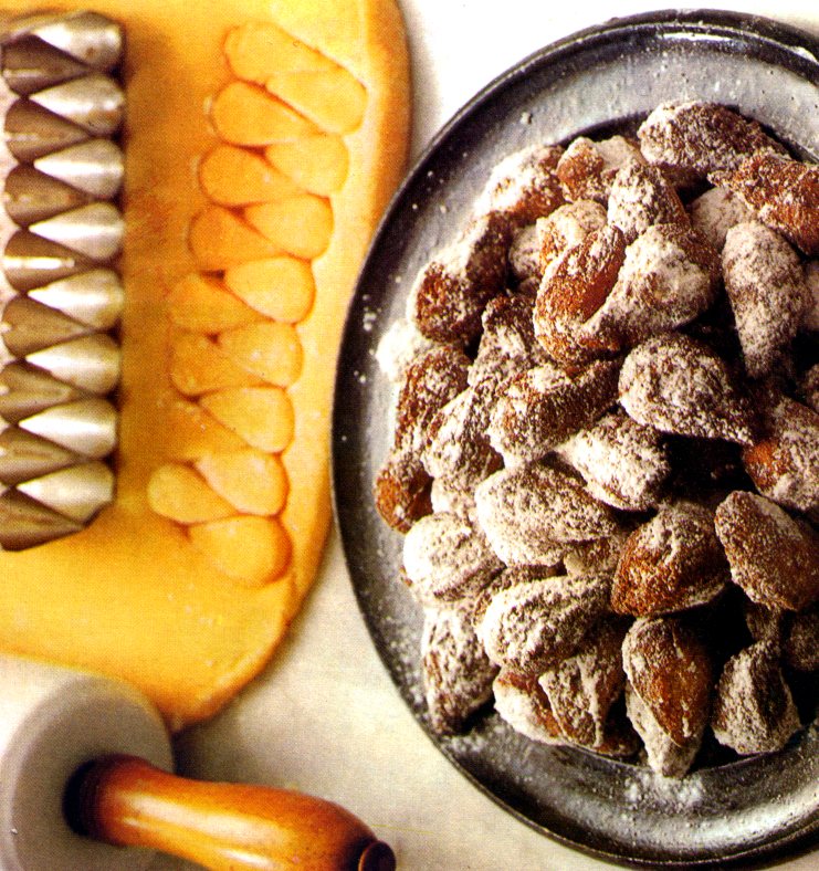 Käsetarte mit verschiedenen Grützen